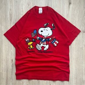 Vintage Snoopy T-Shirt Mens Size L Red USA 4th of July Y2K Short Sleeve Peanuts
